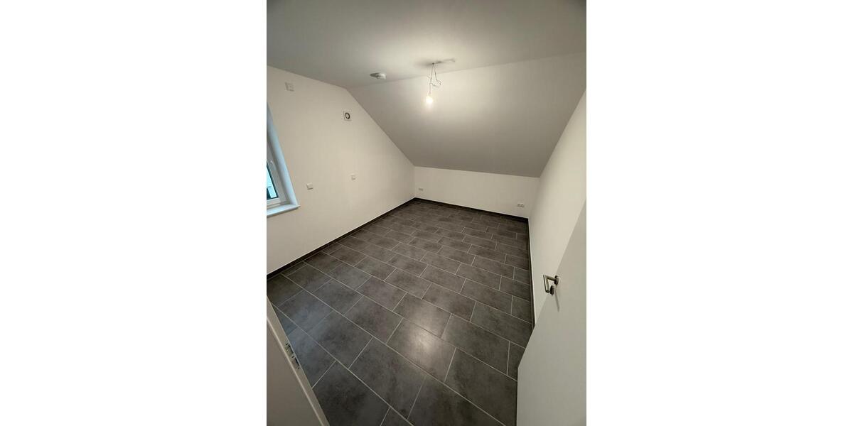 Dachgeschoßwohnung Barnstorf - 2 Zimmer, 72 m&sup2;, 680&euro; | Angebot:24679730