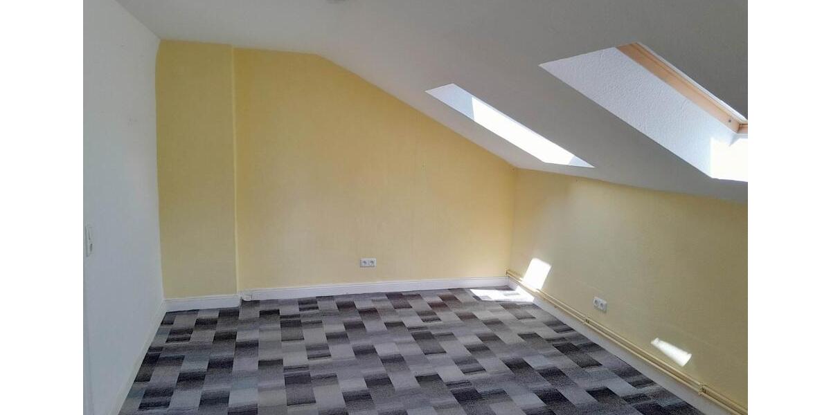 Dachgeschoßwohnung Schöningen - 6 Zimmer, 150 m&sup2;, 750&euro; | Angebot:25961083