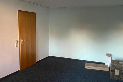 Wohnen auf Zeit Altenbeken - 9 Zimmer, 280 m&sup2;, 150&euro; | Angebot:25408573