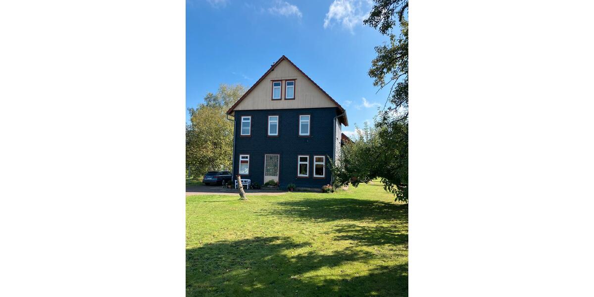 Etagenwohnung Bad Tabarz - 4 Zimmer, 112 m&sup2;, 875&euro; | Angebot:25892548