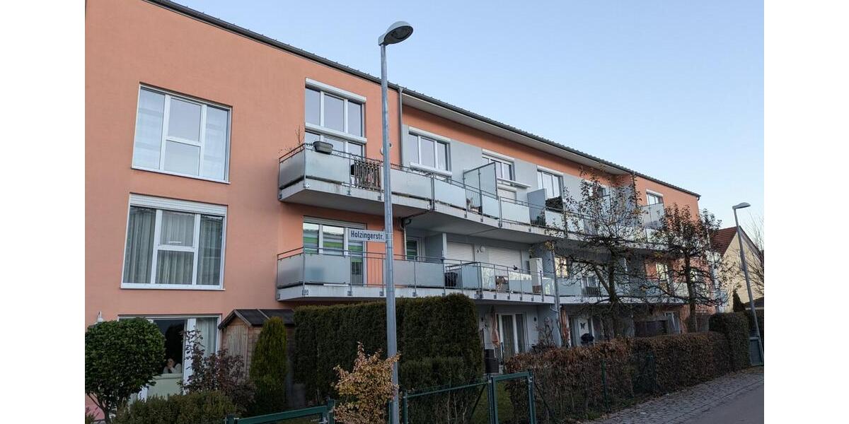 Exklusive 2-Zimmer-Wohnung mit Balkon und Einbauküche in Erding 2 zimmer