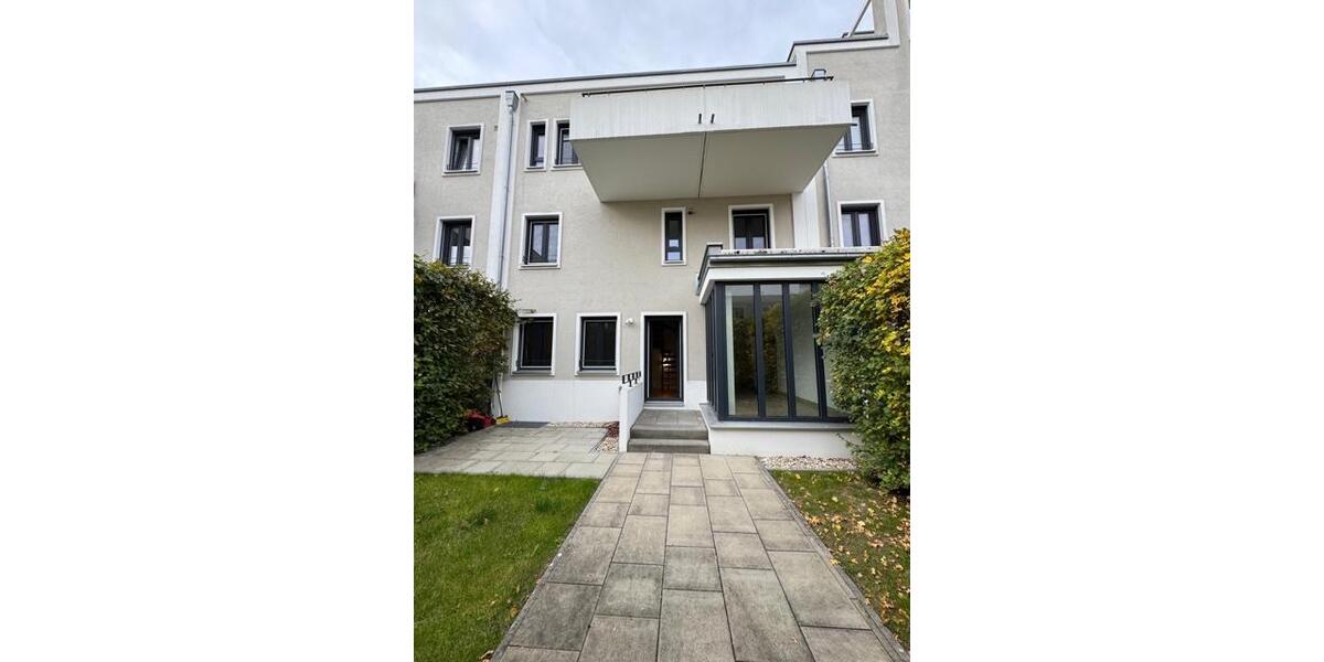 Etagenwohnung Regensburg Brandlberg - 1 Zimmer, 15 m&sup2;, 550&euro; | Angebot:26336124