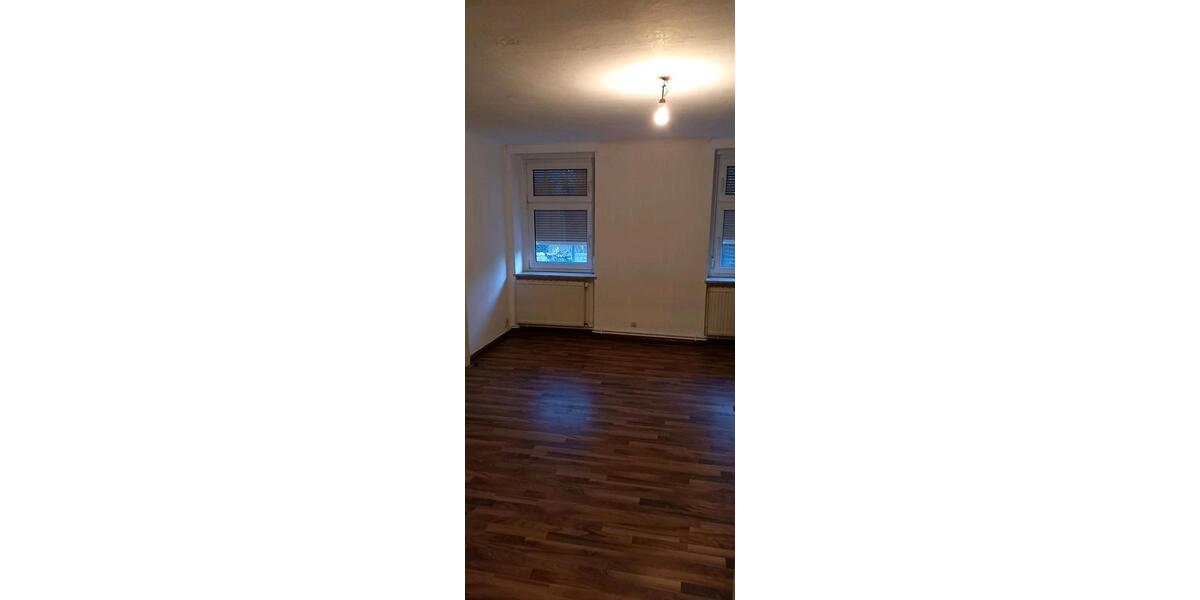 Erdgeschoßwohnung Oschersleben (Bode) - 4 Zimmer, 121 m&sup2;, 890&euro; | Angebot:26586333