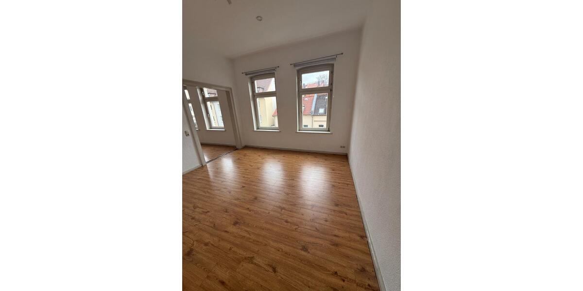 Wohnen auf Zeit Hildesheim - 5 Zimmer, 20 m&sup2;, 350&euro; | Angebot:26640971