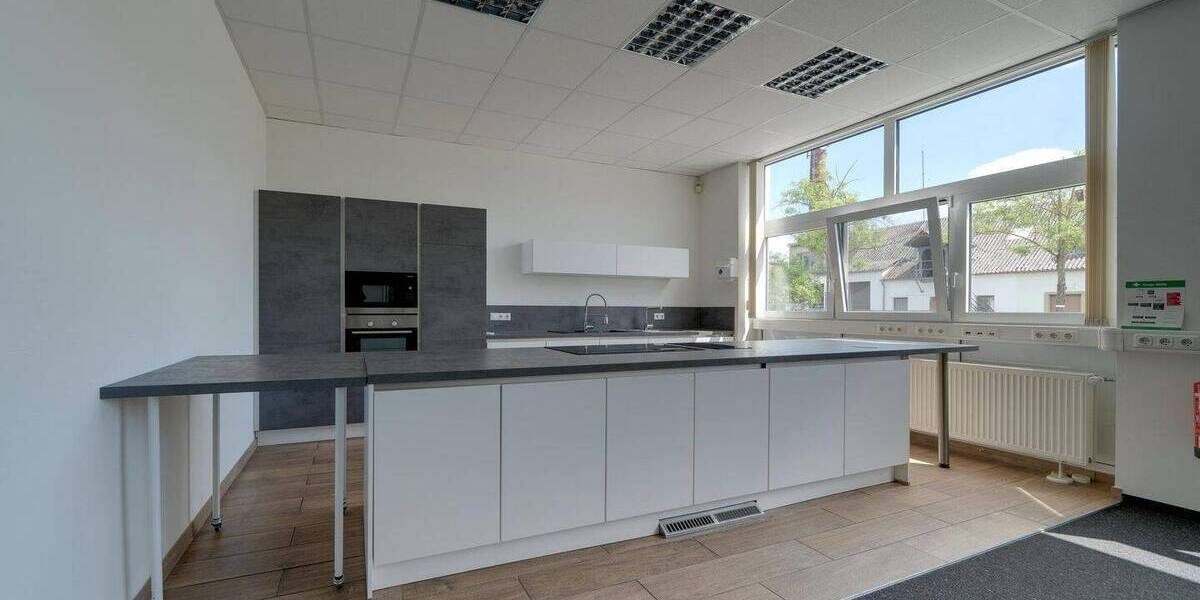 Gewerbeobjekt Würzburg Grombühl - 7.380&euro; | Angebot:26835492