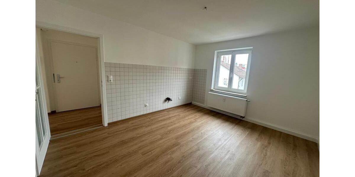 Etagenwohnung Weiden in der Oberpfalz - 2 Zimmer, 50 m&sup2;, 503&euro; | Angebot:26131539