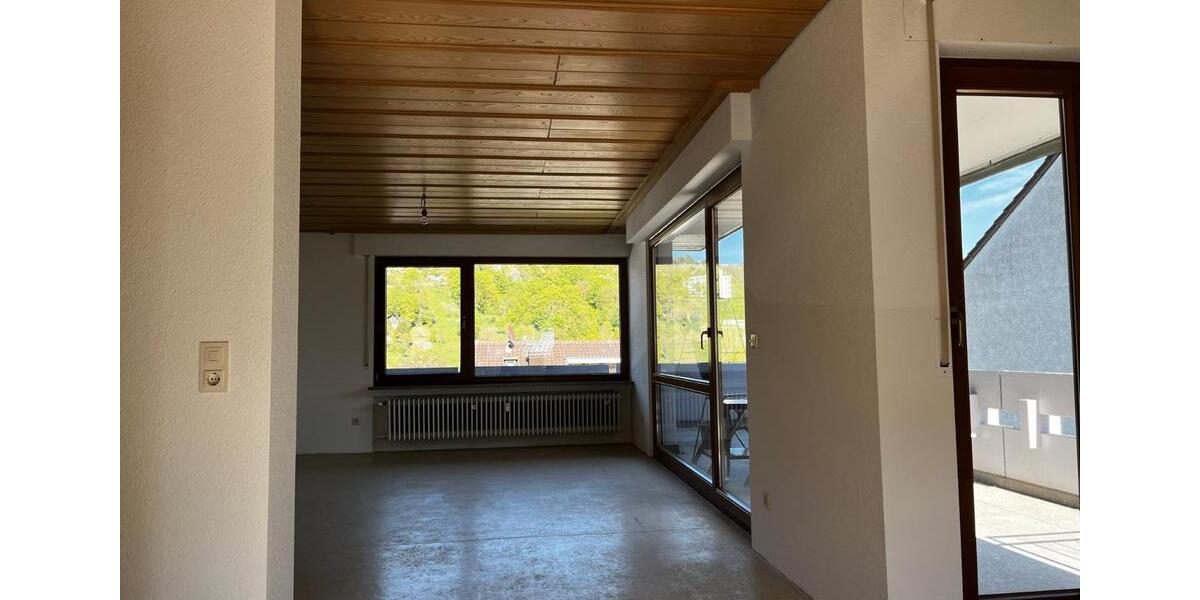 Etagenwohnung Esslingen am Neckar Hegensberg - 3.5 Zimmer, 96 m&sup2;, 1.120&euro; | Angebot:26529047