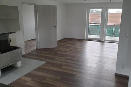 Traumhafte Dachgeschosswohnung mit Balkon, Einbauküche, Kamin 3 zimmer