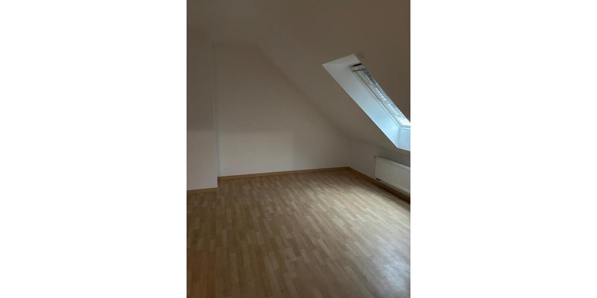 Dachgeschoßwohnung Forst (Lausitz) - 2 Zimmer, 48 m&sup2;, 336&euro; | Angebot:26492991