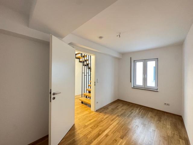 Etagenwohnung Regensburg Brandlberg - 1 Zimmer, 15 m&sup2;, 550&euro; | Angebot:26336124