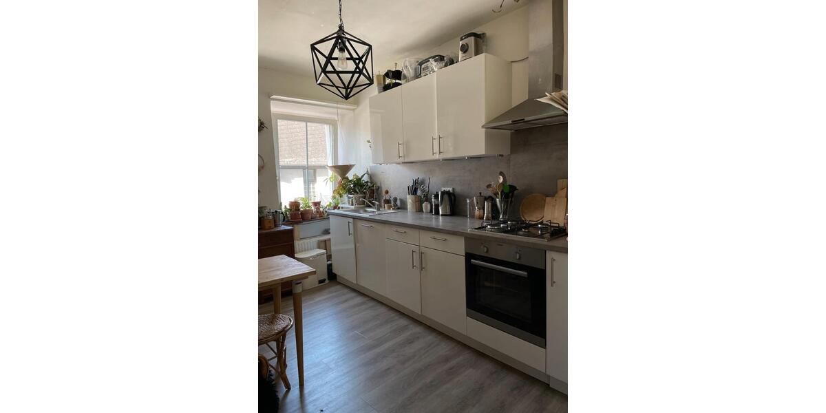 Etagenwohnung Trier - 4 Zimmer, 90 m&sup2;, 1.350&euro; | Angebot:26593275