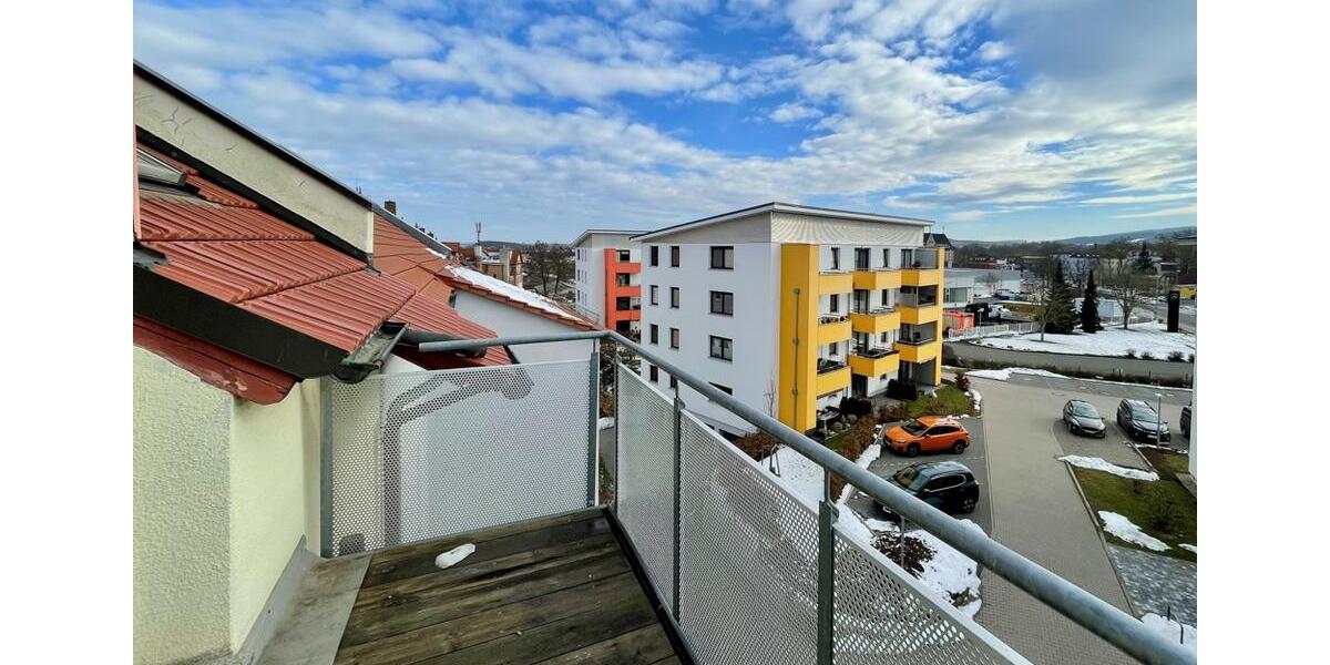 Dachgeschoßwohnung Arnstadt - 2 Zimmer, 57 m&sup2;, 390&euro; | Angebot:25053846
