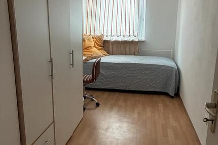 Möbliertes Zimmer in Nürnberg-Nordstadt – 5 Min zur U-Bahn zimmer