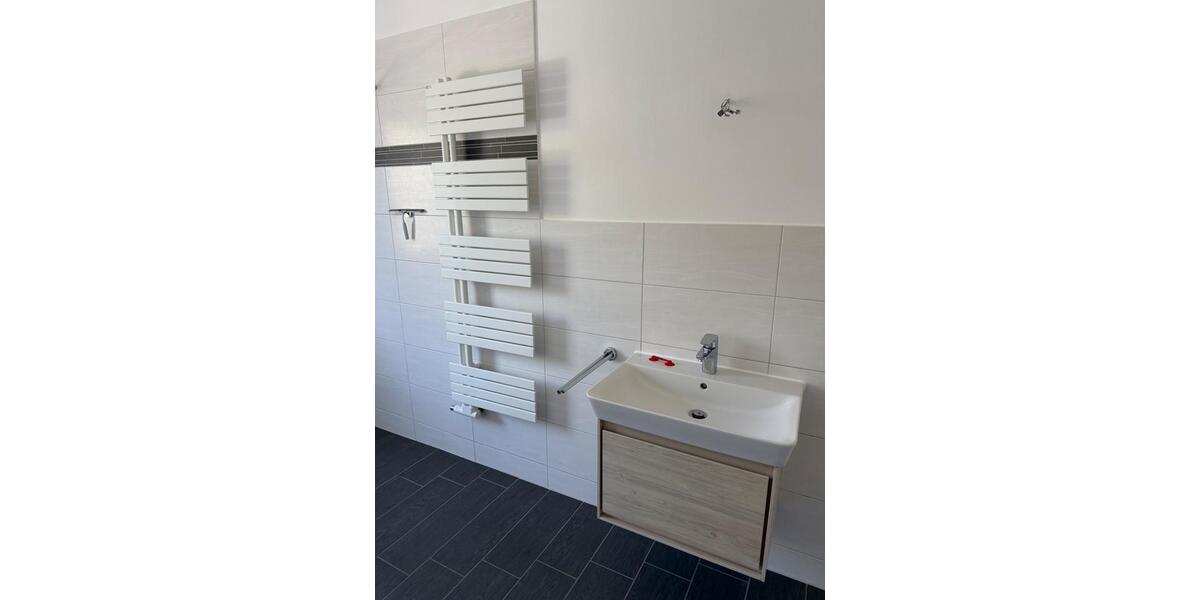 Etagenwohnung Fraureuth - 4 Zimmer, 97 m&sup2;, 772&euro; | Angebot:26226452