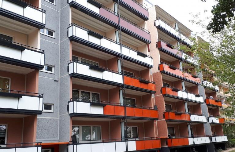 1 Zimmer Wohnung mit großem Balkon zimmer