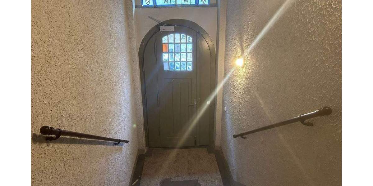 Etagenwohnung Halle (Saale) Innenstadt - 3 Zimmer, 87 m&sup2;, 760&euro; | Angebot:25262303