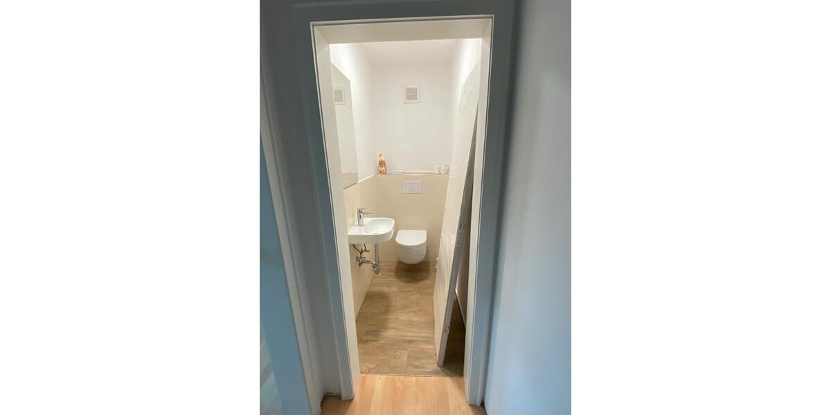 Einfamilienhaus (neu renoviert) zur Miete - ruhige Wohnsiedlung 5 zimmer