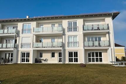 Wohnung Kirchham - 3 Zimmer, 92 m&sup2;, 900&euro; | Angebot:24732221