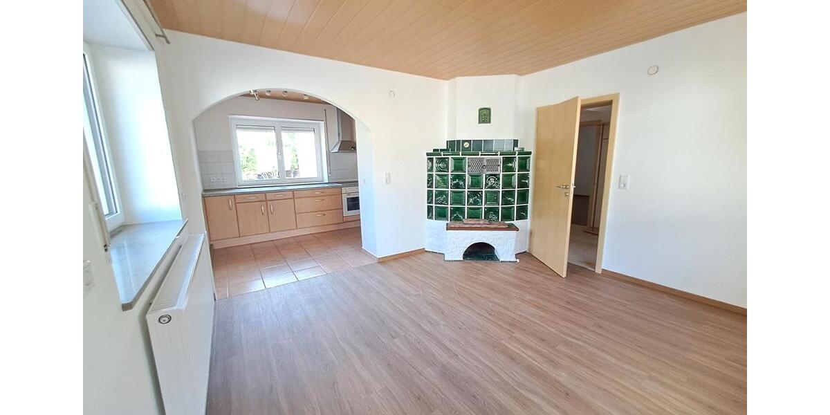 Erdgeschoßwohnung Langfurth - 4 Zimmer, 85 m&sup2;, 750&euro; | Angebot:26597399
