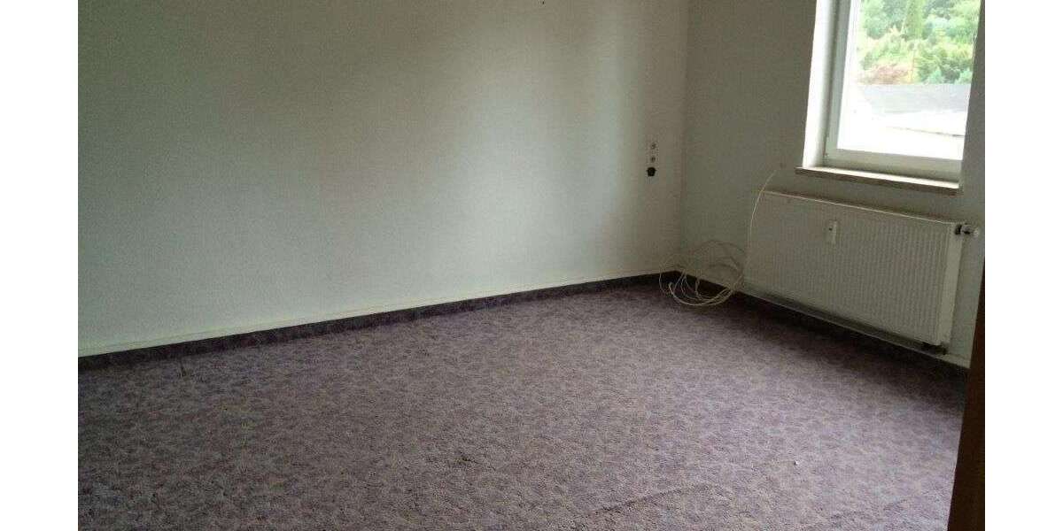 Hier können 1-2 Familien wohnen, 6,5-Zimmer, in sehr ruhiger Lage von Krölpa - Maisonettenwohnung Krölpa b. Pößneck | Angebot:27273446