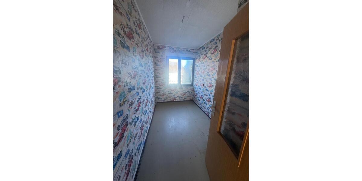 Erdgeschoßwohnung Naumburg (Saale) - 3 Zimmer, 58 m&sup2;, 180&euro; | Angebot:25802637