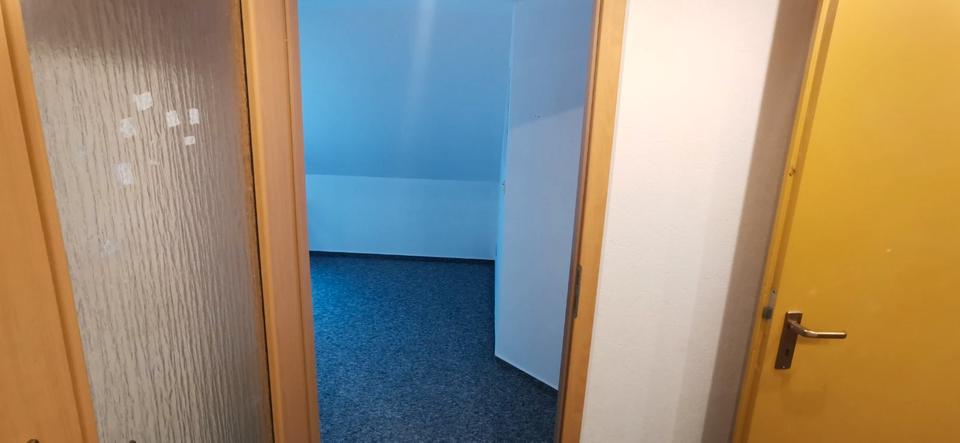 Dachgeschoßwohnung Schwarzatal - 3 Zimmer, 80 m&sup2;, 400&euro; | Angebot:26221782