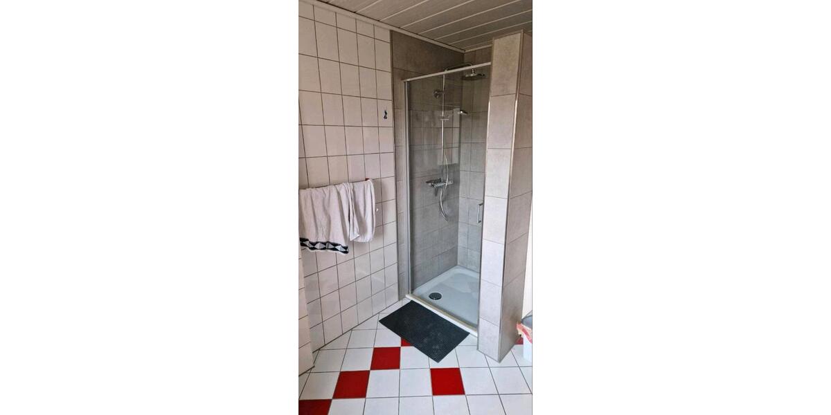 Wohnen auf Zeit Iggingen - 1 Zimmer, 16 m&sup2;, 300&euro; | Angebot:25873297