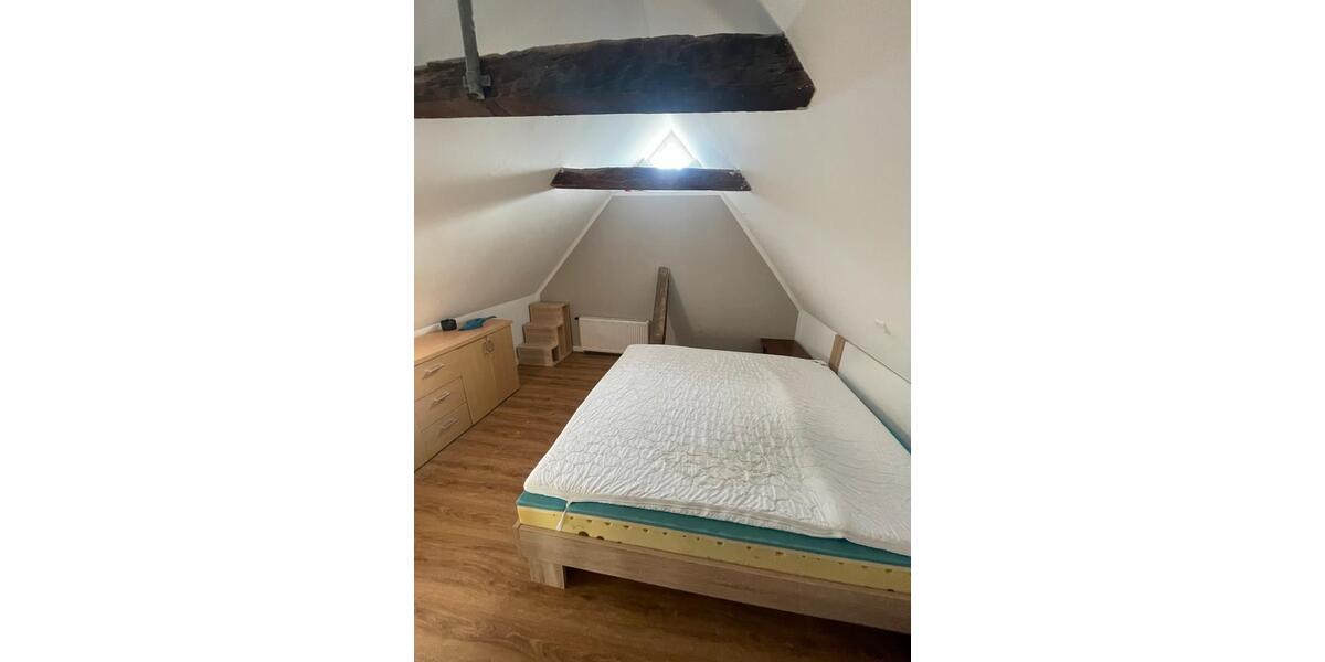 Dachgeschoßwohnung Bad Münder am Deister - 2 Zimmer, 75 m&sup2;, 750&euro; | Angebot:25323068