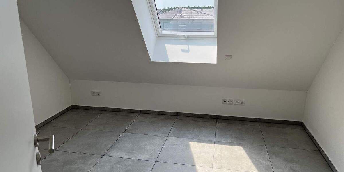 Doppelhaushälfte Markt Erlbach Eschenbach - 5 Zimmer, 121 m&sup2;, 1.690&euro; | Angebot:24967176