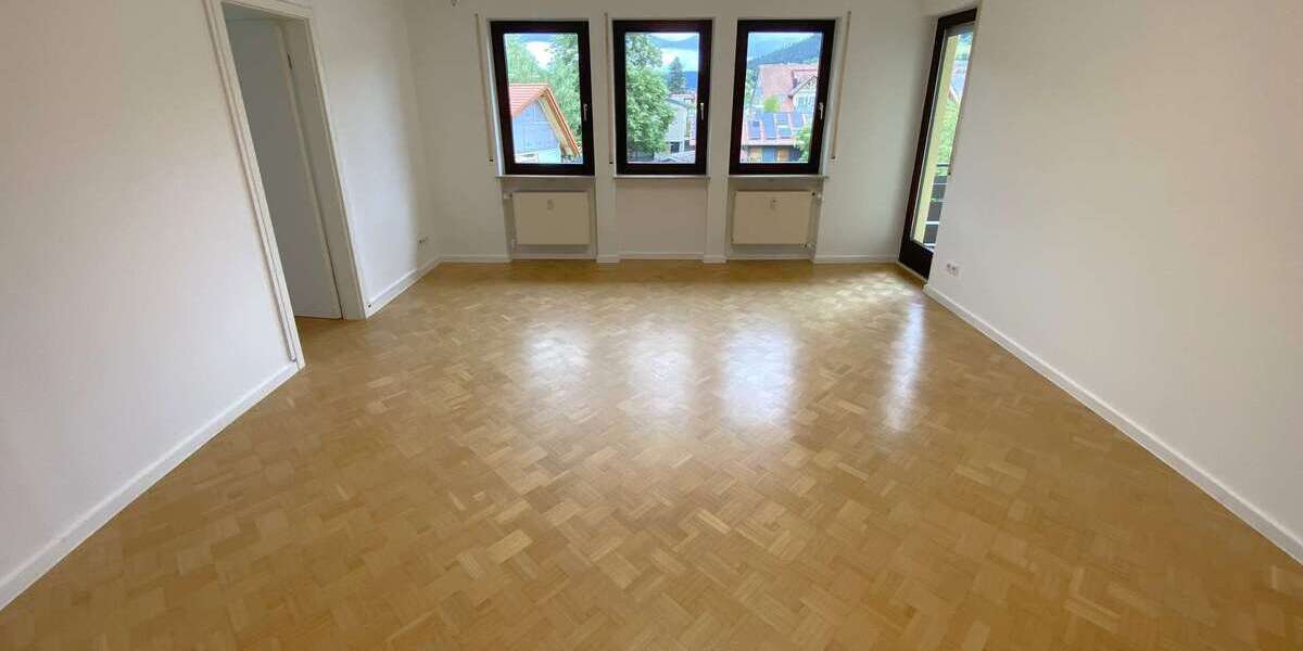 Etagenwohnung Baiersbronn - 2.5 Zimmer, 78 m&sup2;, 730&euro; | Angebot:26854723