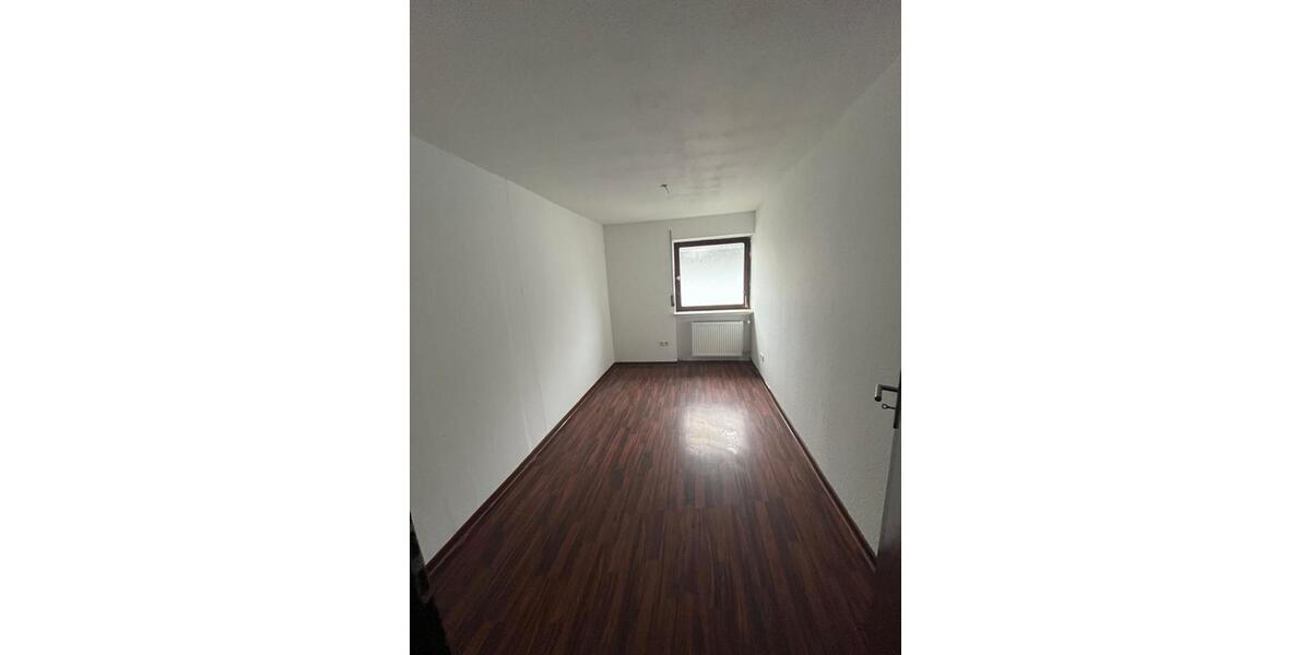 Etagenwohnung Külsheim - 4 Zimmer, 103 m&sup2;, 937&euro; | Angebot:26211084