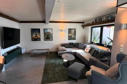 Wohnung Kleinwallstadt - 2.5 Zimmer, 130 m&sup2;, 1.040&euro; | Angebot:25812654