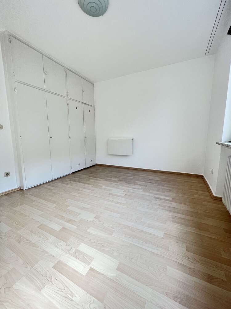 Wohnung zum Mieten in Frankfurt 440 € 20 m²