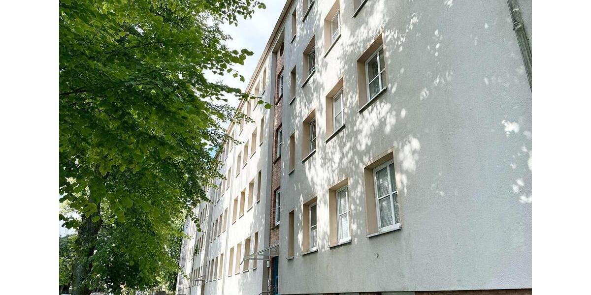 Dachgeschoßwohnung Rostock Hansaviertel - 3 Zimmer, 56 m&sup2;, 1.140&euro; | Angebot:24754744