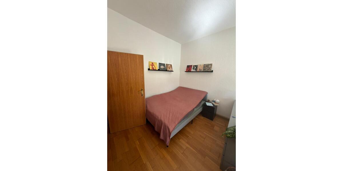 Etagenwohnung Ilmenau Ankenbachshof - 1 Zimmer, 49 m&sup2;, 360&euro; | Angebot:26486153
