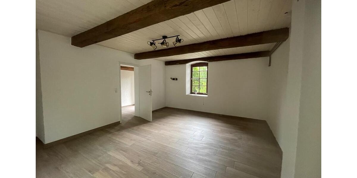 Einfamilienhaus Würzburg Steinbachtal - 4 Zimmer, 100 m&sup2;, 1.500&euro; | Angebot:26579622
