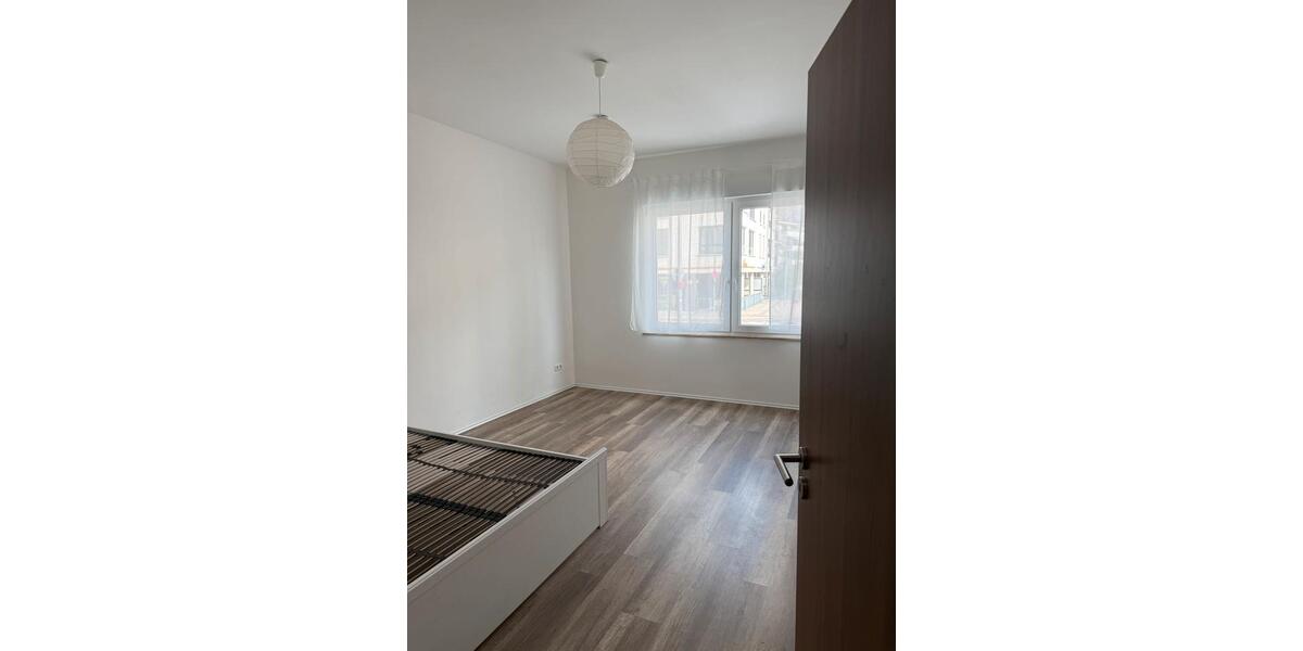 Wohnen auf Zeit Aachen Aachen-Mitte - 22 Zimmer, 110 m&sup2;, 400&euro; | Angebot:26297323