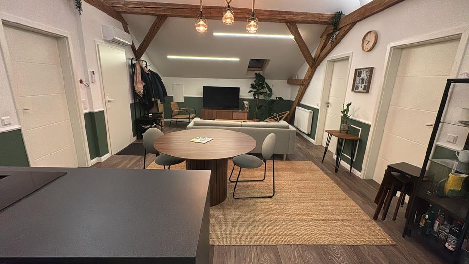 Dachgeschoßwohnung Graben-Neudorf Neudorf - 2.5 Zimmer, 80 m&sup2;, 1.230&euro; | Angebot:24441389