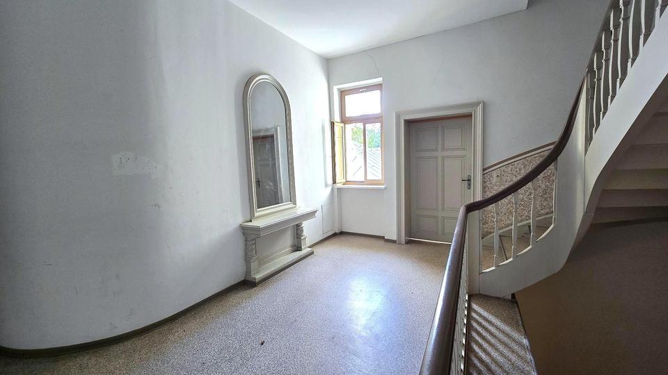 Dachgeschoßwohnung Köthen (Anhalt) - 2 Zimmer, 57 m&sup2;, 296&euro; | Angebot:25334006