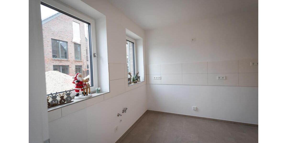 Reihenhaus Edewecht - 6 Zimmer, 122 m&sup2;, 1.680&euro; | Angebot:24992121