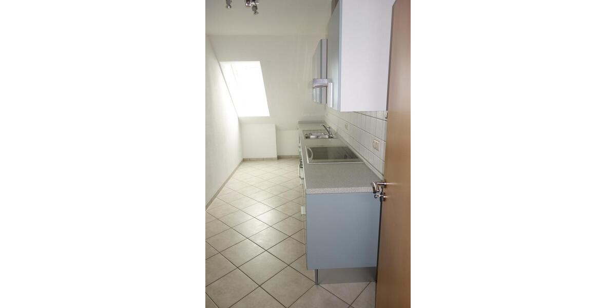 Dachgeschoßwohnung Bremervörde - 3 Zimmer, 99 m&sup2;, 700&euro; | Angebot:26612166