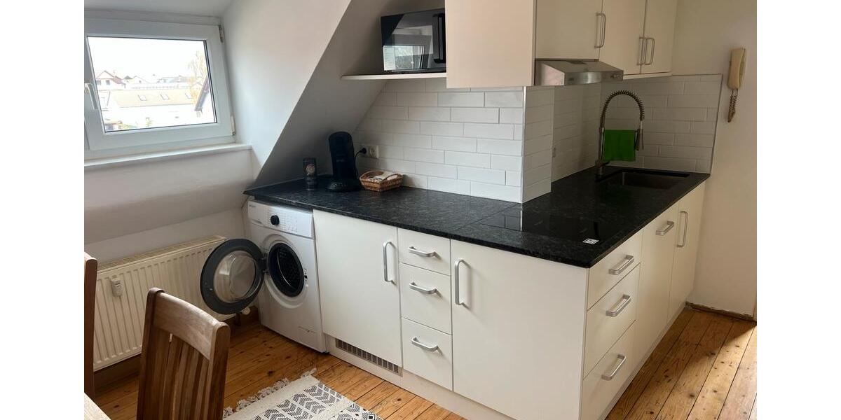 Dachgeschoßwohnung Tegernheim - 2 Zimmer, 50 m&sup2;, 995&euro; | Angebot:26251062