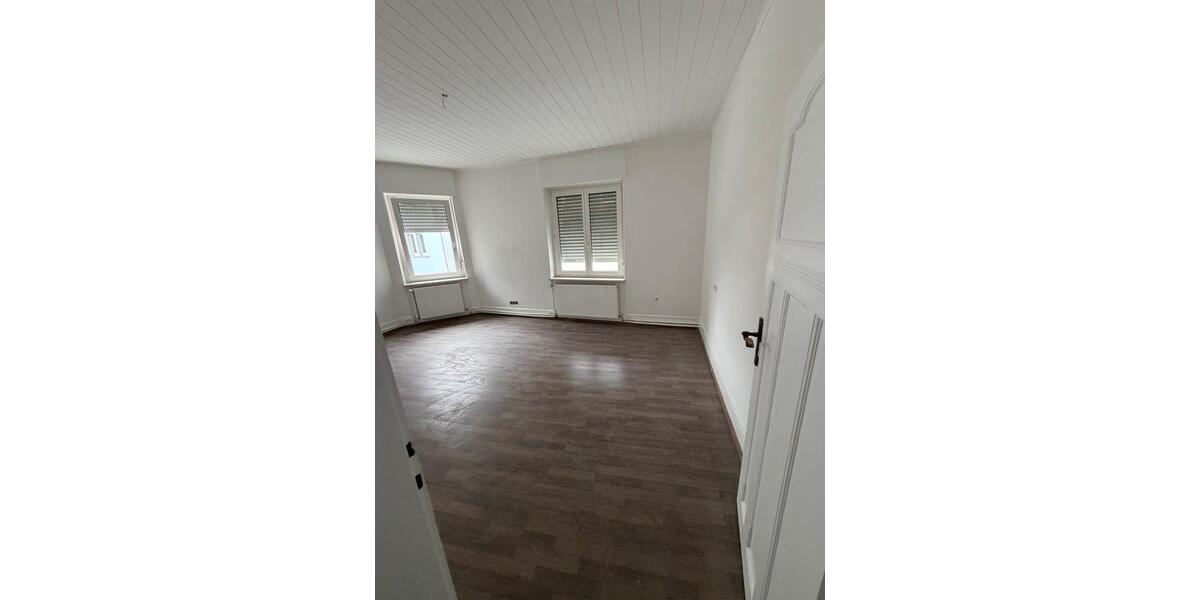 Erdgeschoßwohnung Frankfurt am Main Sossenheim - 3 Zimmer, 80 m&sup2;, 1.250&euro; | Angebot:26547099