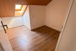 Dachgeschoßwohnung Otterbach - 4 Zimmer, 120 m&sup2;, 1.250&euro; | Angebot:26115257