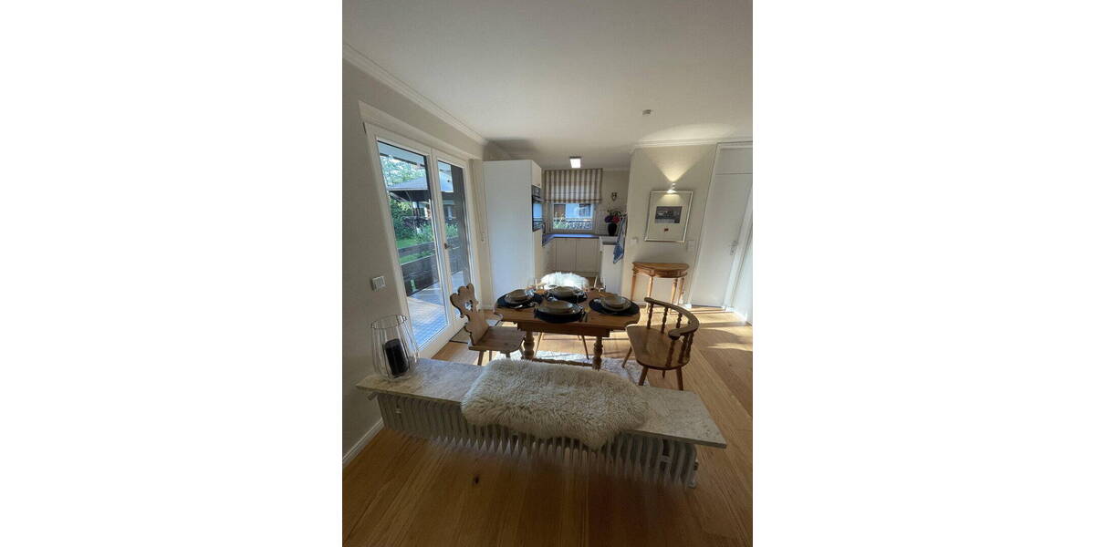 Etagenwohnung Kreuth Weißach - 2 Zimmer, 64 m&sup2;, 1.400&euro; | Angebot:26053658