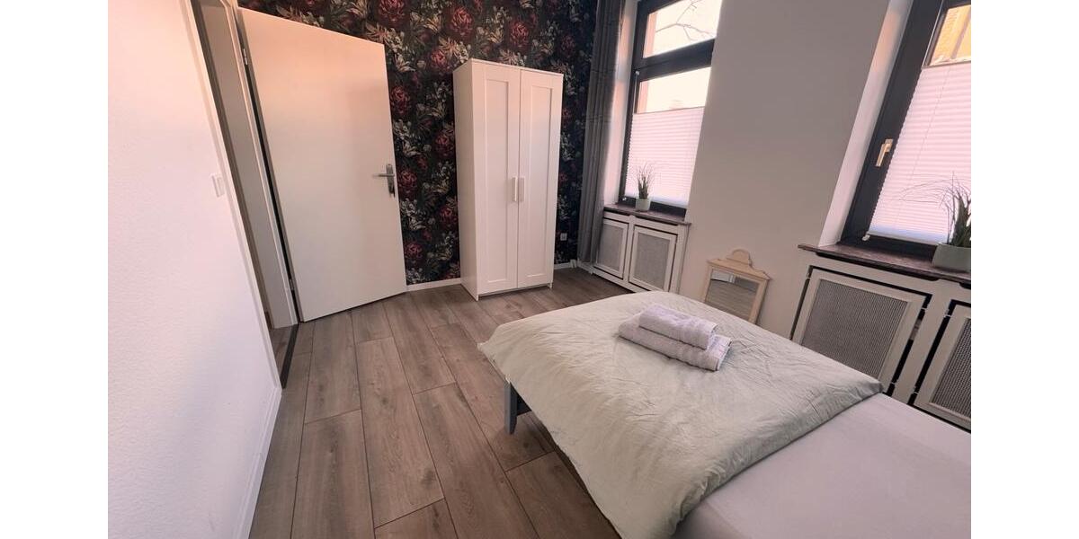 Wohnen auf Zeit Gelsenkirchen Gelsenkirchen-West - 4 Zimmer, 95 m&sup2;, 490&euro; | Angebot:26616003