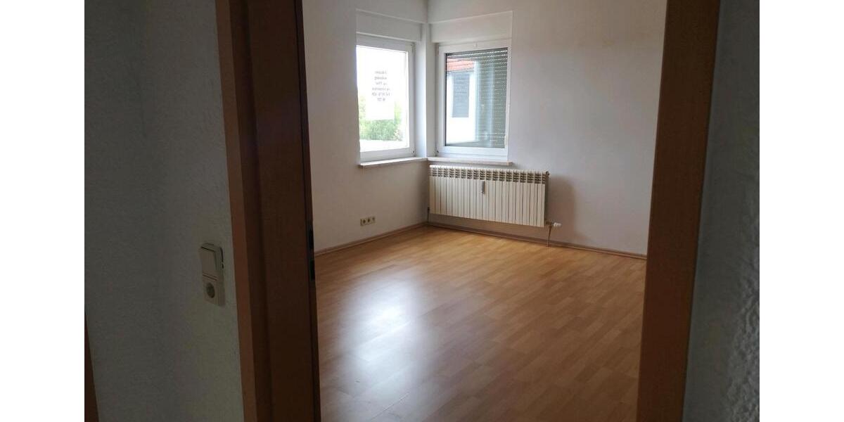 Etagenwohnung Hettstedt - 3 Zimmer, 55 m&sup2;, 300&euro; | Angebot:25992952