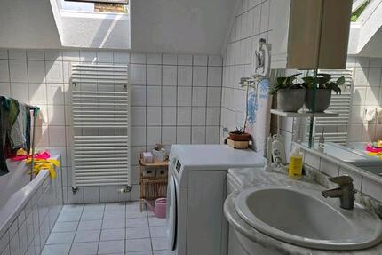 1 Zimmer Wohnung in einer Frauen-WG 3 zimmer