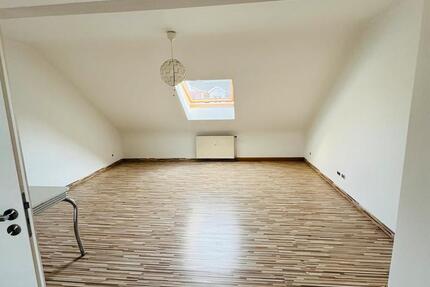 Wohnung Wadgassen - 2 Zimmer, 70 m&sup2;, 700&euro; | Angebot:25653156