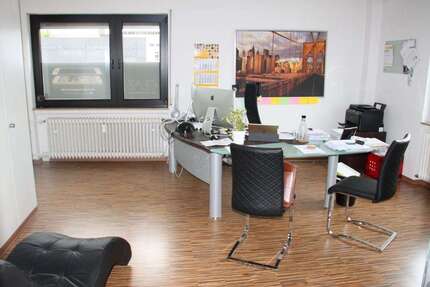 Büro in Ingelheim am Rhein 1.150 € 105 m² zimmer